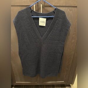 Women’s COS Open Side Sweater Vest